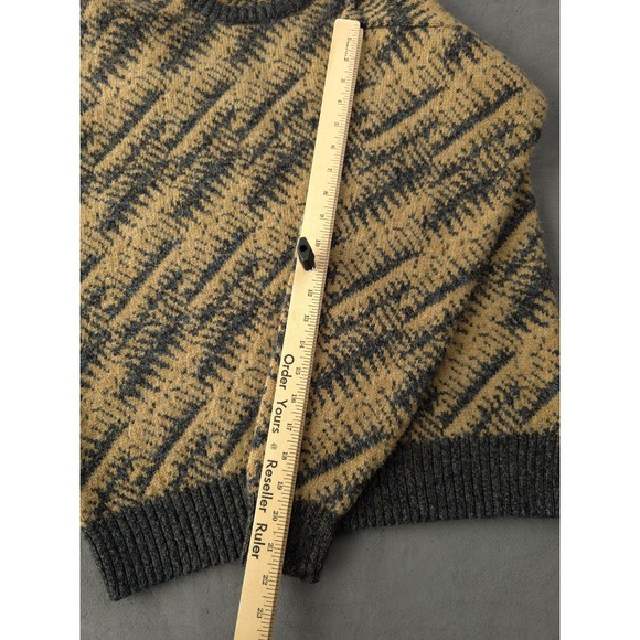 Vintage 90s J.T. Beckett Beige Wool Blend Crewneck Knit Sweater Men's L - Picture 8 of 9